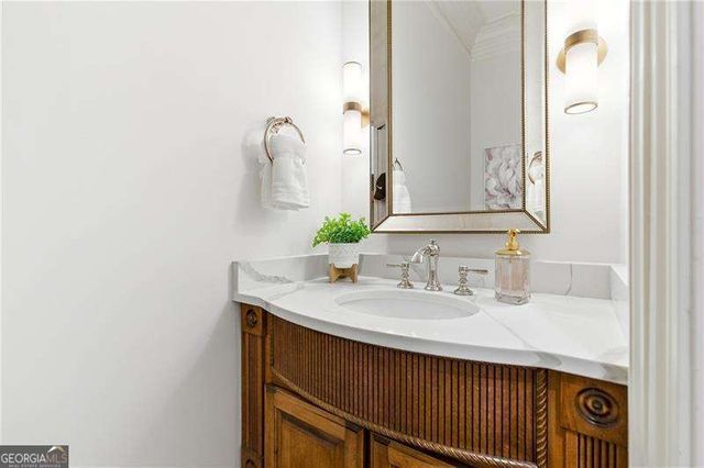 135 Foxhollow Trail, Alpharetta, GA 30004