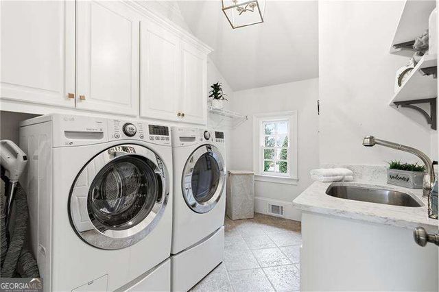 135 Foxhollow Trail, Alpharetta, GA 30004