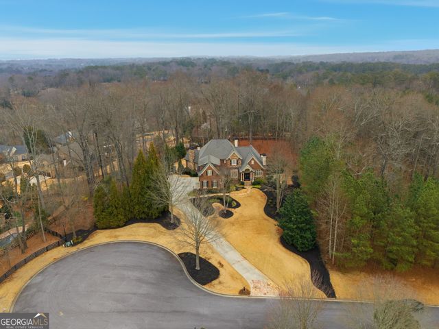 135 Foxhollow Trail, Alpharetta, GA 30004
