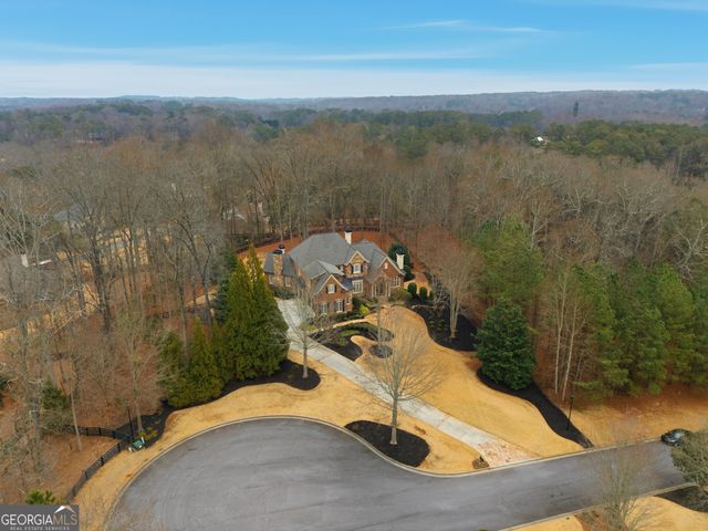 135 Foxhollow Trail, Alpharetta, GA 30004