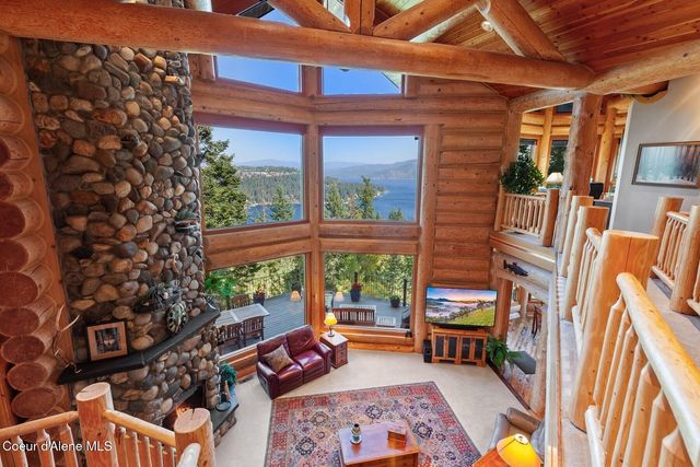 18869 S Trekker Woods Rd, Coeur d'Alene, ID 83814