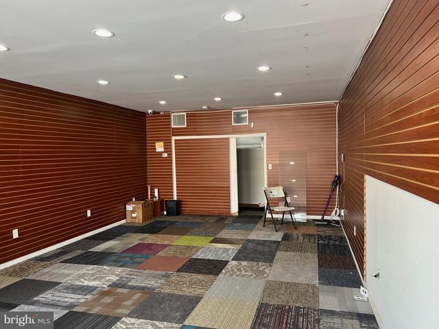 6425 FREDERICK RD, Catonsville, MD 21228