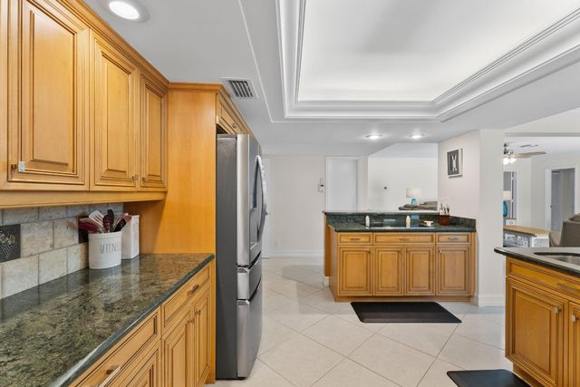 5570 NE 26 Avenue, Fort Lauderdale, FL 33308