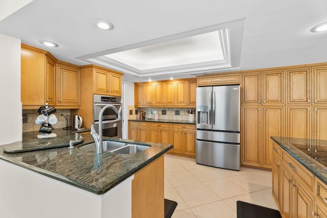 5570 NE 26 Avenue, Fort Lauderdale, FL 33308