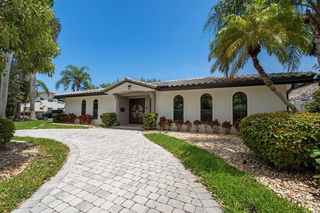 5570 NE 26 Avenue, Fort Lauderdale, FL 33308