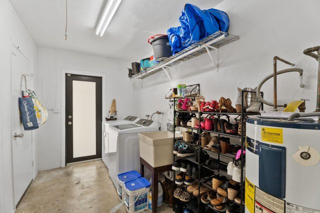 5570 NE 26 Avenue, Fort Lauderdale, FL 33308