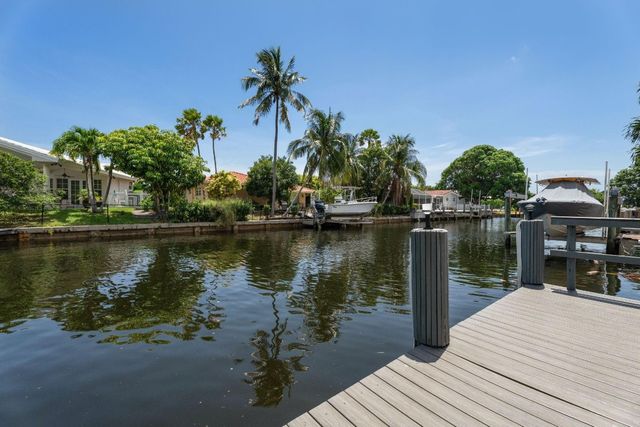 5570 NE 26 Avenue, Fort Lauderdale, FL 33308