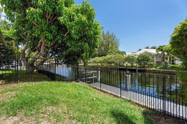 5570 NE 26 Avenue, Fort Lauderdale, FL 33308