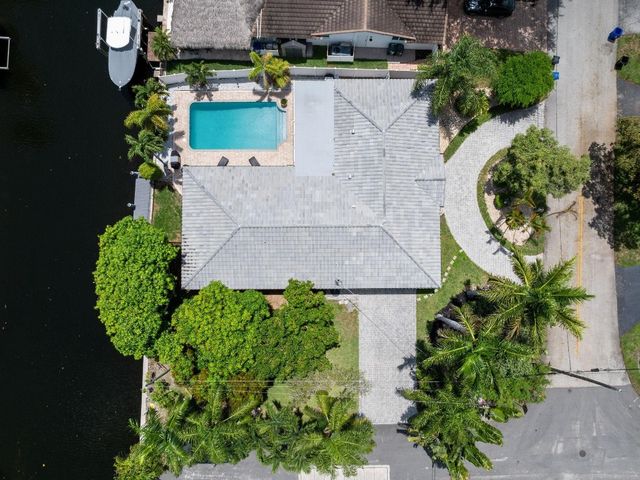 5570 NE 26 Avenue, Fort Lauderdale, FL 33308
