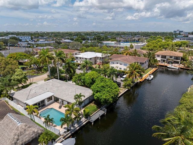 5570 NE 26 Avenue, Fort Lauderdale, FL 33308