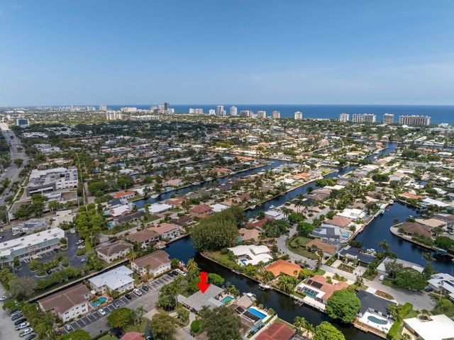 5570 NE 26 Avenue, Fort Lauderdale, FL 33308