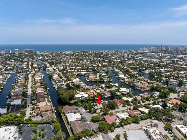 5570 NE 26 Avenue, Fort Lauderdale, FL 33308
