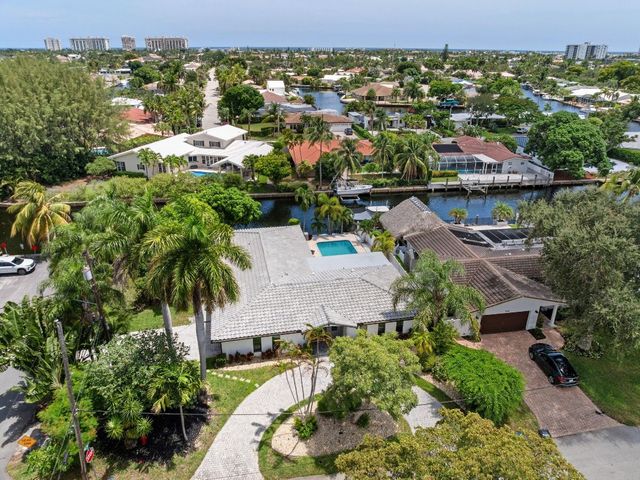 5570 NE 26 Avenue, Fort Lauderdale, FL 33308