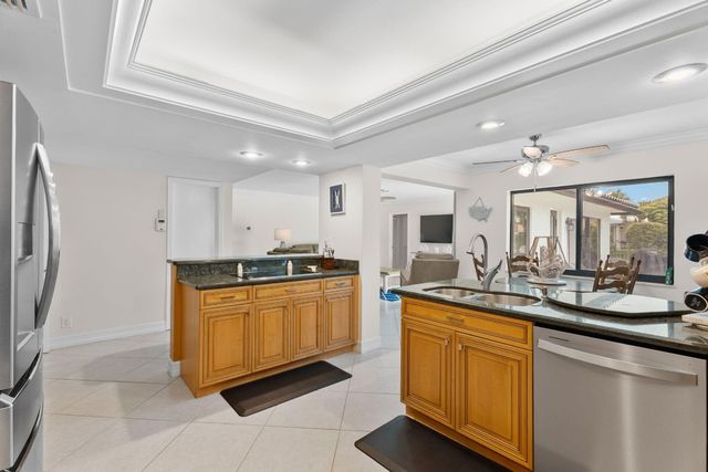 5570 NE 26 Avenue, Fort Lauderdale, FL 33308