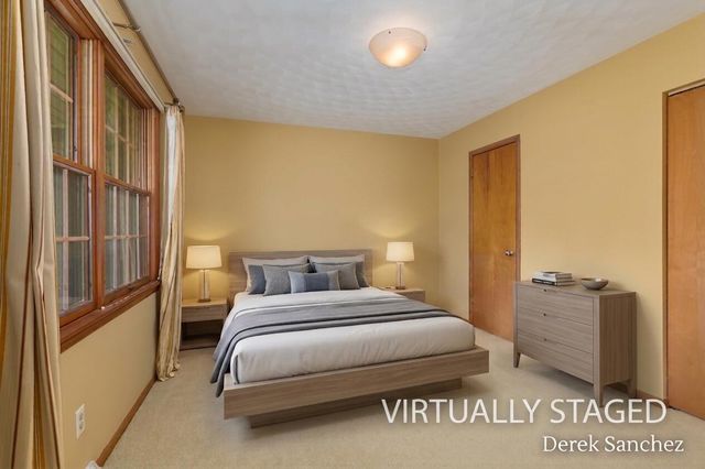 4674 Fennessy Street SW, Grand Rapids, MI 49534