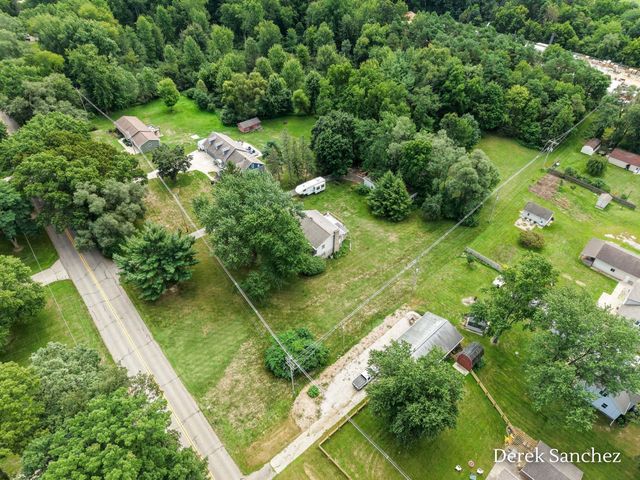 4674 Fennessy Street SW, Grand Rapids, MI 49534