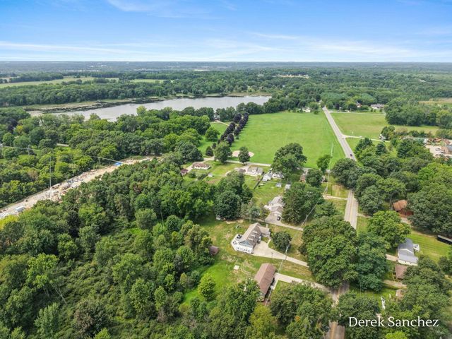 4674 Fennessy Street SW, Grand Rapids, MI 49534