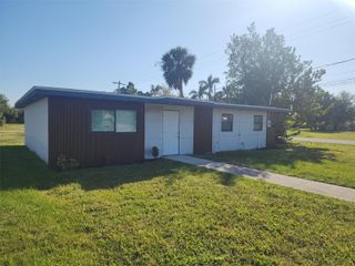 404 HARGREAVES AVENUE, Punta Gorda, FL 33950