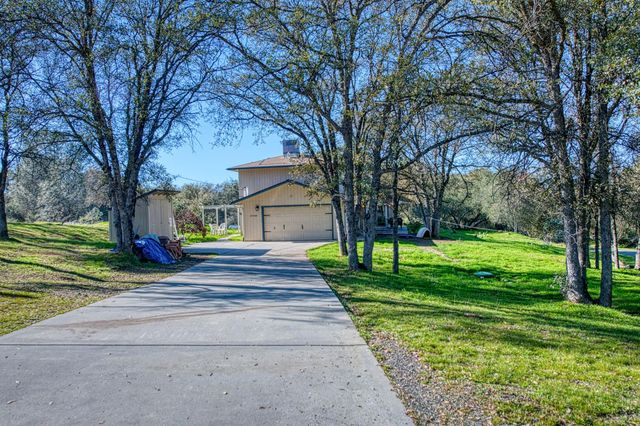 47300 Miwoc Avenue, Coarsegold, CA 93614