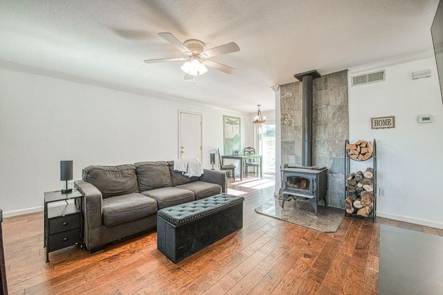 47300 Miwoc Avenue, Coarsegold, CA 93614