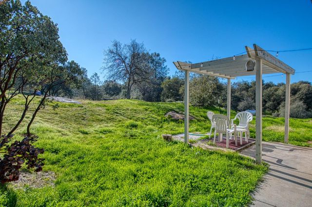 47300 Miwoc Avenue, Coarsegold, CA 93614