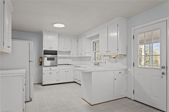 1602 Alderman Drive, Greensboro, NC 27408