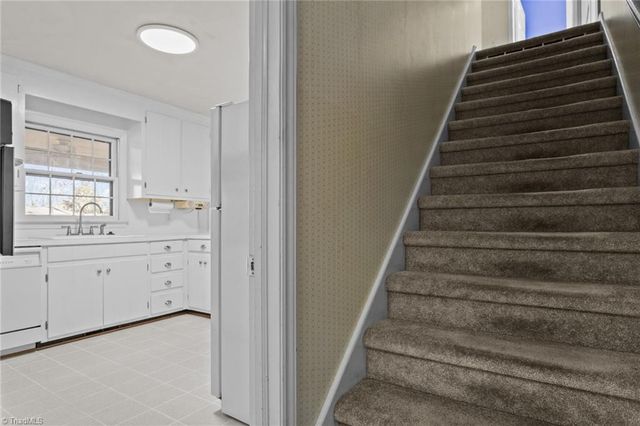 1602 Alderman Drive, Greensboro, NC 27408