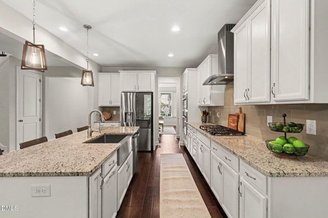 611 Vine Pond Court, Apex, NC 27523