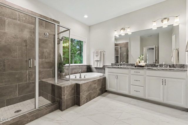 611 Vine Pond Court, Apex, NC 27523
