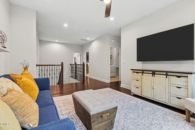 611 Vine Pond Court, Apex, NC 27523