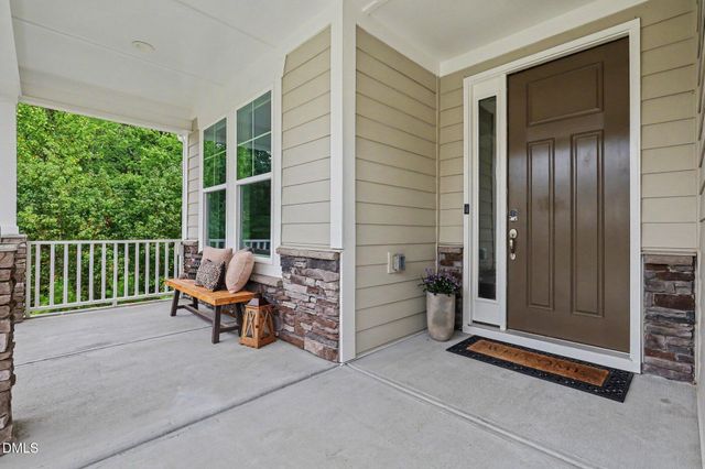 611 Vine Pond Court, Apex, NC 27523