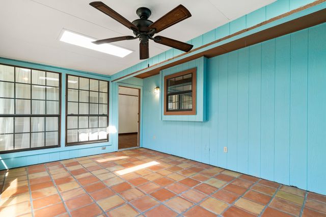 623 Windgate Court, Arlington, TX 76012