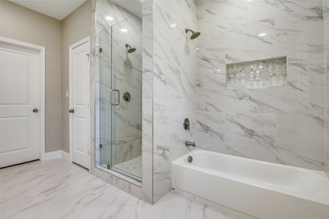 206 Splitrail Drive, Mabank, TX 75143