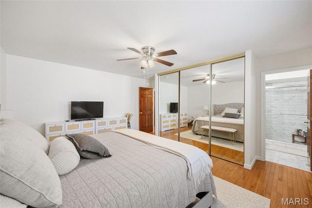 215 Straightoak Court, Ballwin, MO 63021