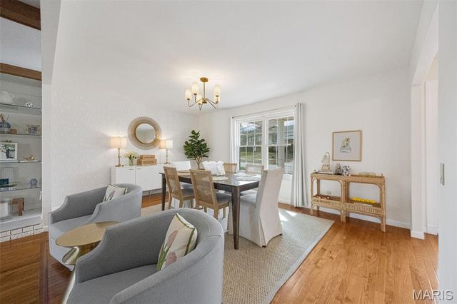 215 Straightoak Court, Ballwin, MO 63021