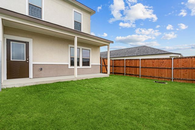 865 Limmer LOOP 635, Hutto, TX 78634