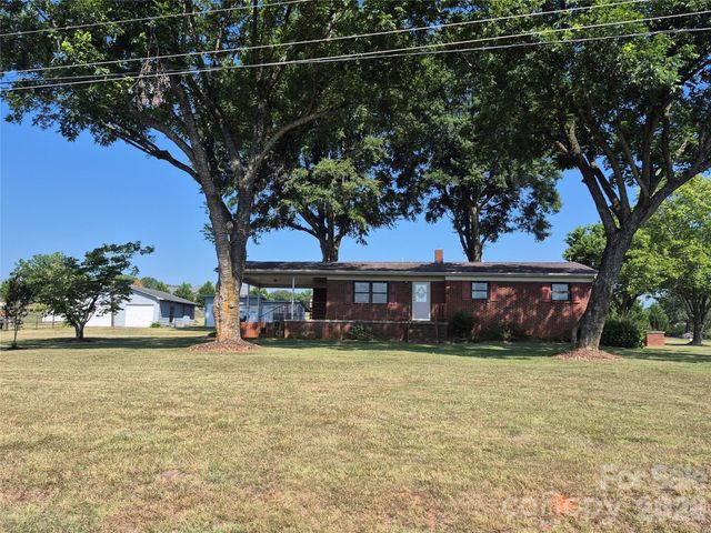 1267 Howards Creek Mill Road, Vale, NC 28168