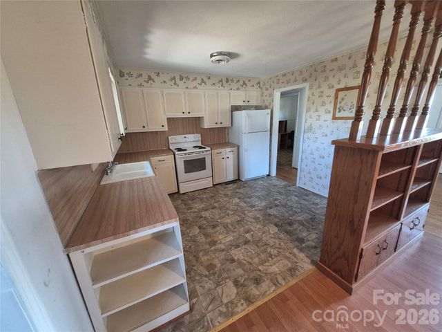1267 Howards Creek Mill Road, Vale, NC 28168