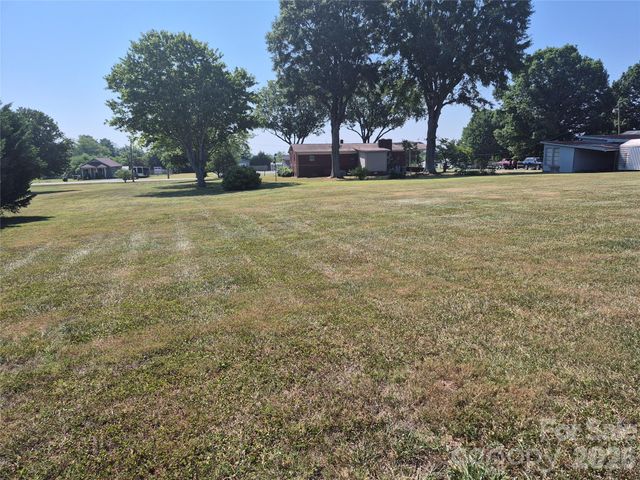 1267 Howards Creek Mill Road, Vale, NC 28168