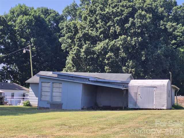 1267 Howards Creek Mill Road, Vale, NC 28168