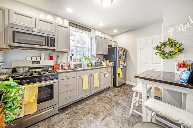 3024 Latimer Avenue, Ashtabula, OH 44004