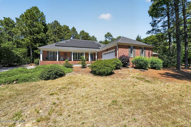 102 Owens Circle, West End, NC 27376