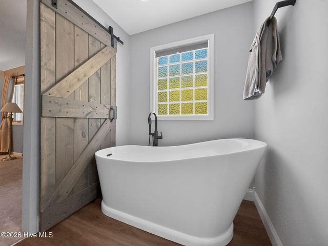 102 Owens Circle, West End, NC 27376