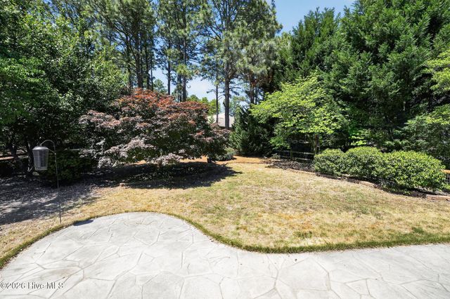102 Owens Circle, West End, NC 27376