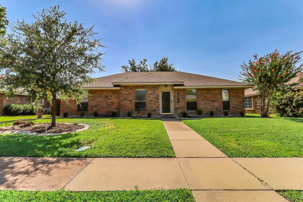 3133 Landover Drive, Carrollton, TX 75007