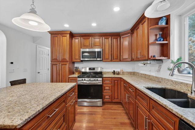 190 Blackwater Road, Rochester, NH 03867