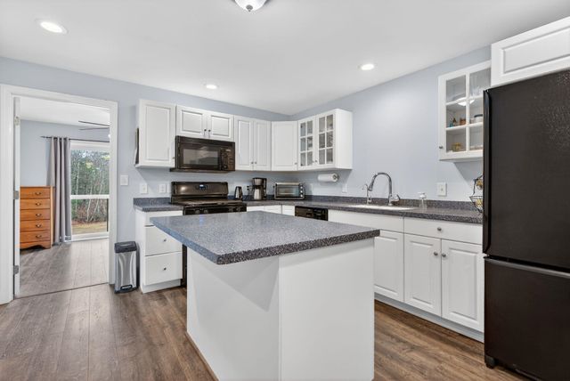 190 Blackwater Road, Rochester, NH 03867
