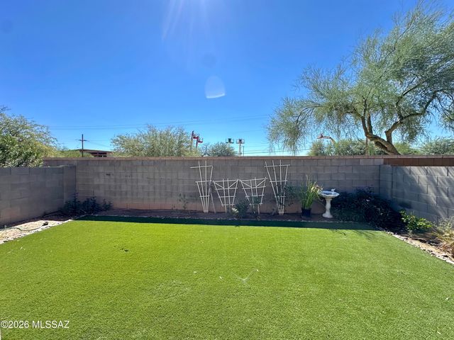 1958 E Calle Corza, Tucson, AZ 85706