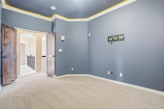 1194 Overland Drive, Burleson, TX 76028