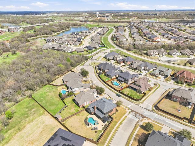 1194 Overland Drive, Burleson, TX 76028